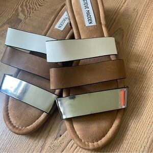 Steve Madden White, Brown & Metallic Slide Sandals